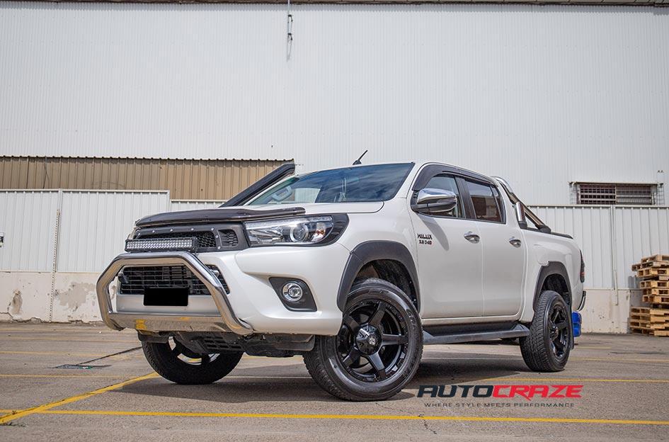 TOYOTA HILUX N80 4WD EXODUS MATTE BLACK
